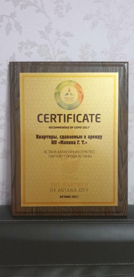 Green Quarter Business Class Apartments Astana Buitenkant foto
